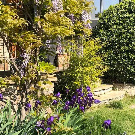 Number 10 Station touristique