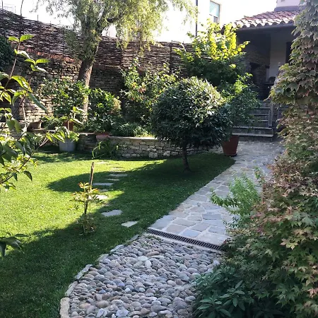 Number 10 4* Belvedere Langhe