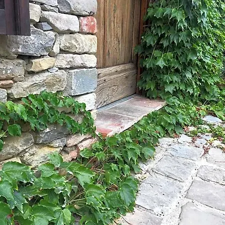 Üdülőközpont Number 10 Belvedere Langhe